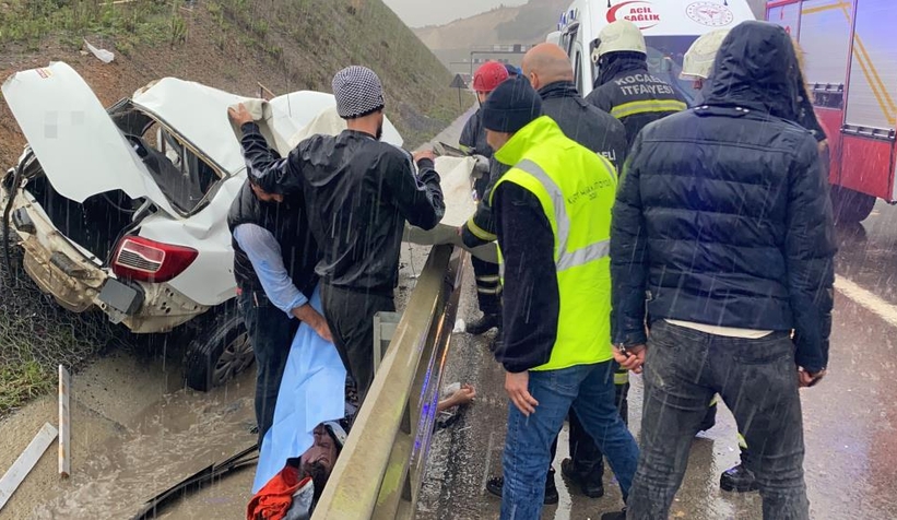 Kuzey Marmara Otoyolunda kaza: 3'ü ağır, 4 yaralı