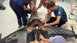 lise öğrencileri otonom fırlatma koltuklu F-16 üretti