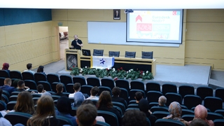 Liseli öğrencilere değişim ve seyahat programları tanıtıldı