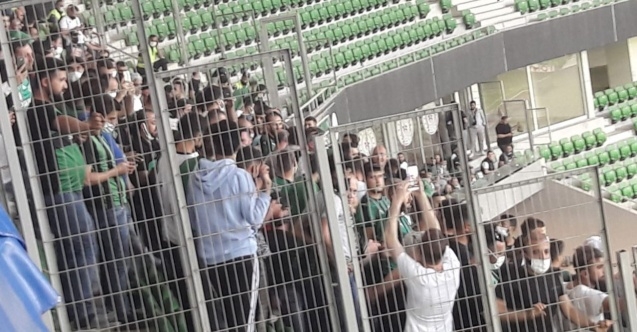 Maçta taraftar krizi!