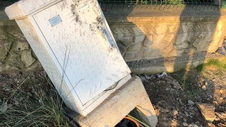 Mahalleyi internetsiz bıraktılar