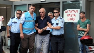 Mal varlıklarına konulan tedbirin kaldırılmasını istedi