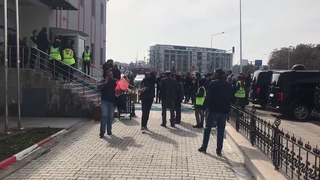 Malatya'da şiddetli deprem: Binalar çöktü