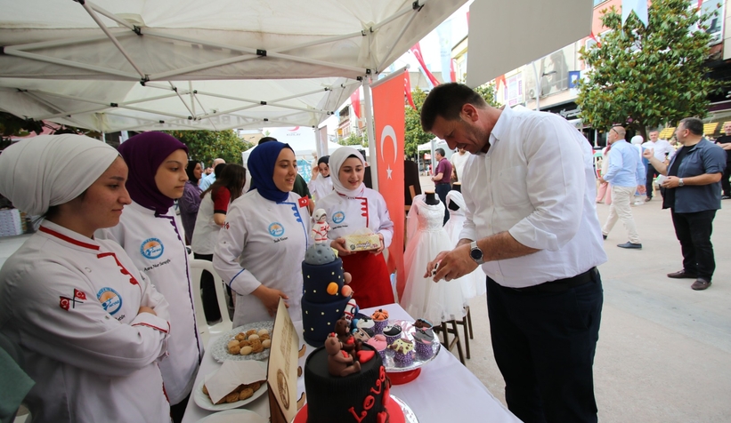 Malazgirt Ruhuyla Akyazı'da 1071 Kahraman