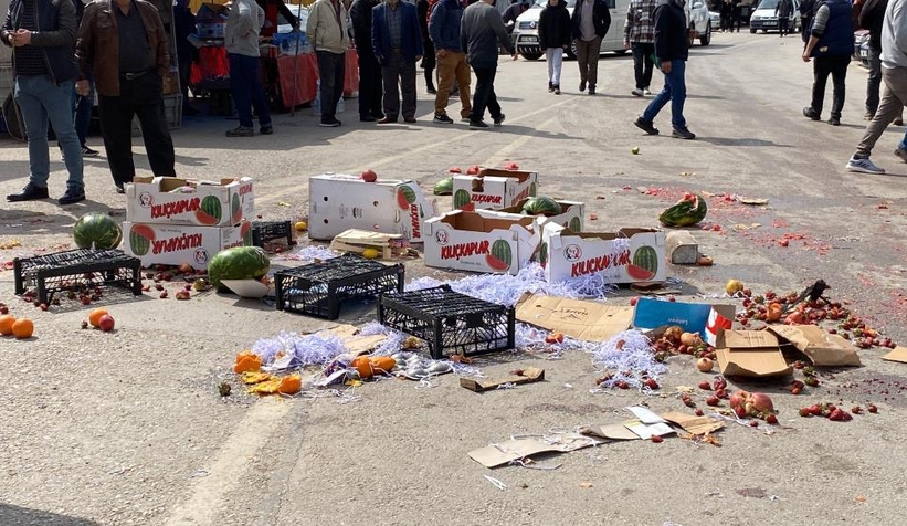 Manav ile ayakkabıcı arasındaki yer kavgası kanlı bitti