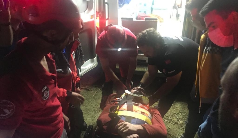 Mantar toplarken uçuruma düştü