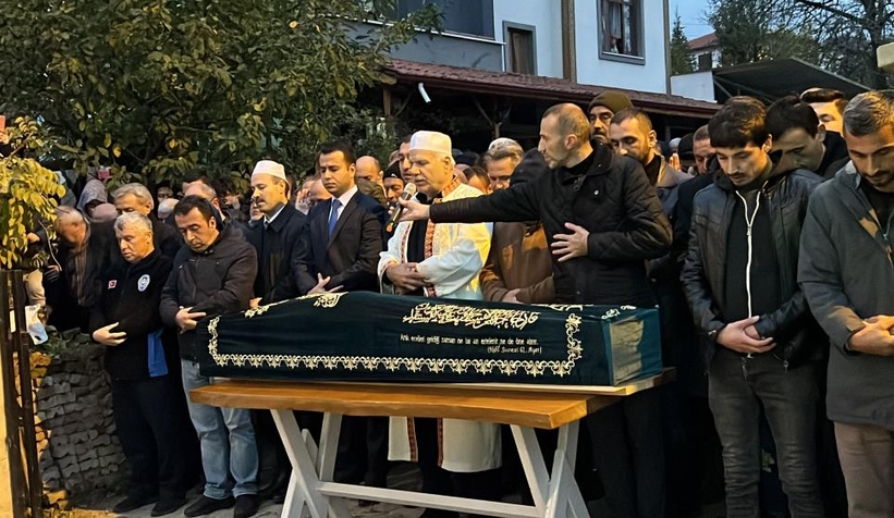 Mantardan zehirlenen çift birkaç saat arayla öldü