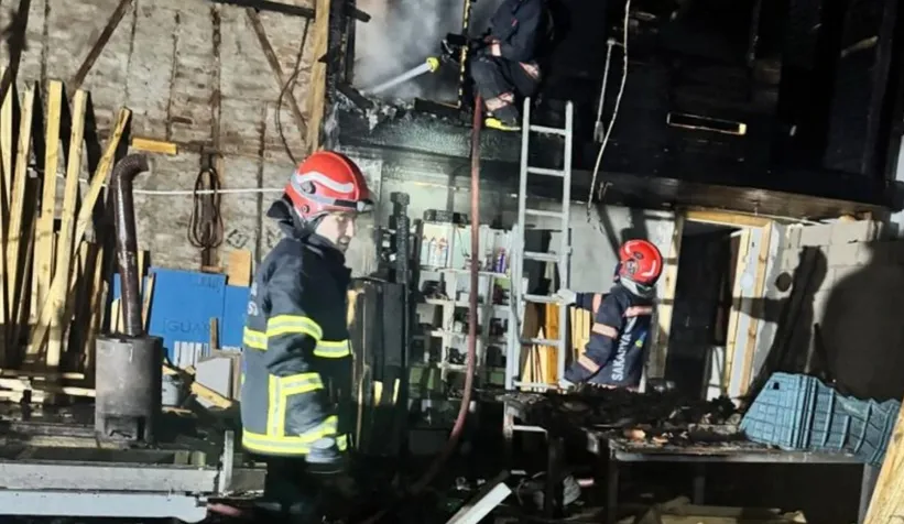 Marangoz atölyesinde yangın çıktı