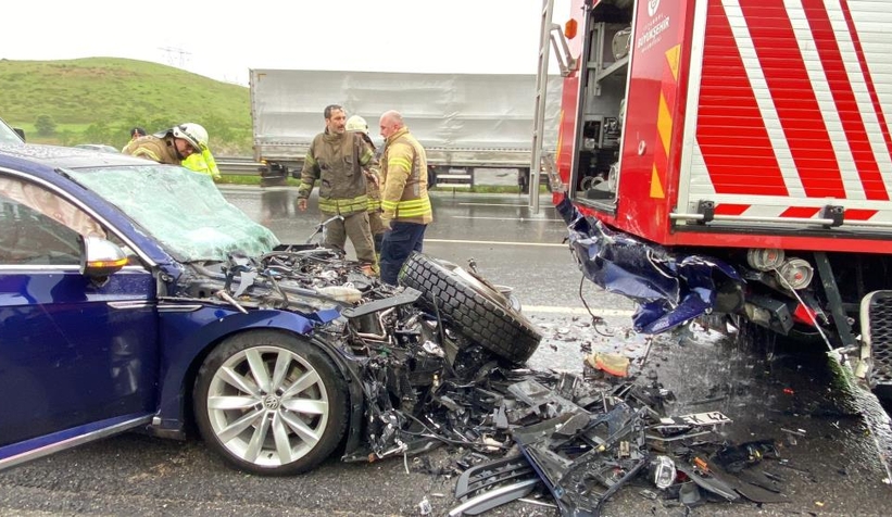 Marmara Otoyolunda kaza: 2’si itfaiye eri 7 yaralı