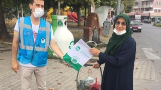 Maske dağıtımı Akyazı ile devam etti