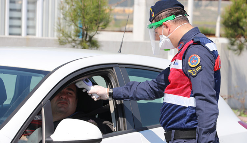 Maske takmadılar cezayı yediler