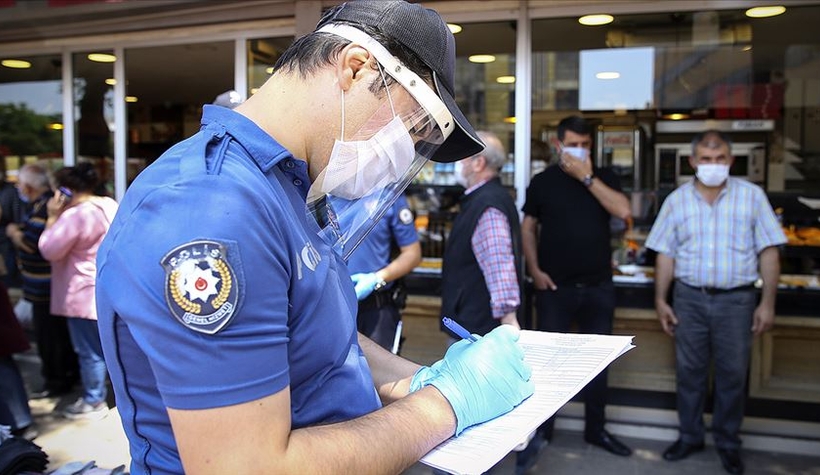 Maske takmayan yandı