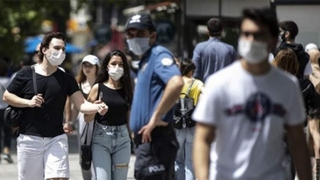 Maskesiz yakalanan 9 kişiye karantina cezası