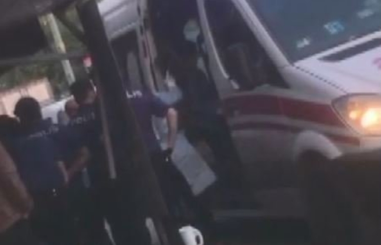 Maymun çiçeği paniği; Eczaneye ilaç istemeye geldi