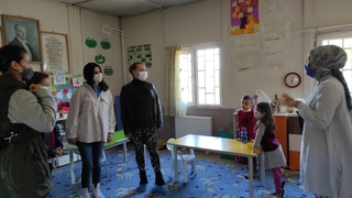 Mecidiye İlkokuluna öğretmenler günü ziyareti