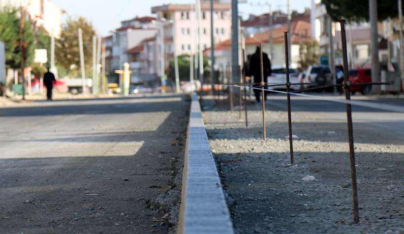 Mehmet Akif Ersoy Caddesi asfalta hazırlanıyor