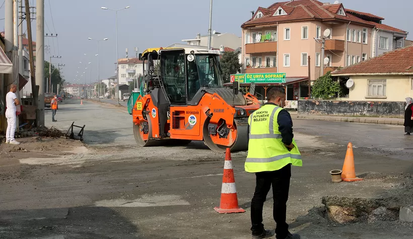 Mehmet Akif Ersoy Caddesi yenileniyor
