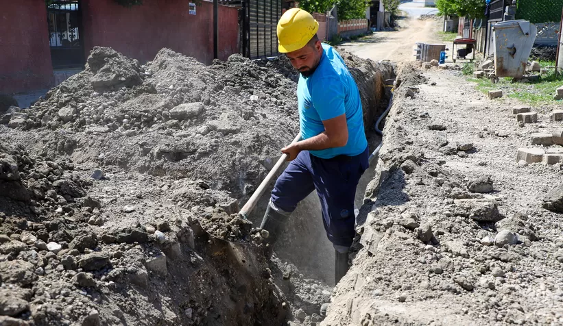Mekece’nin içme suyu hattı yenileniyor