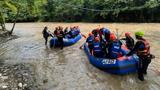 Melen Çayı'nda zorlu eğitim