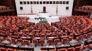 Memur ve emekliye ek zam teklifi TBMM'ye sunuldu