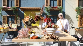 Menekşe Sanat Sokağı ile Kadınlar Çok Mutlu