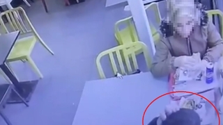 Meraklı köfteci filmi gerçek oldu: Kopardığı saçını yemeğine böyle attı