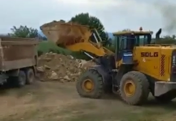 Meraya atılan hafriyatlar kaldırılıyor