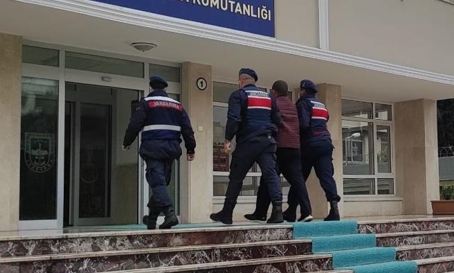 Mersin merkezli DEAŞ operasyonu: 3 gözaltı
