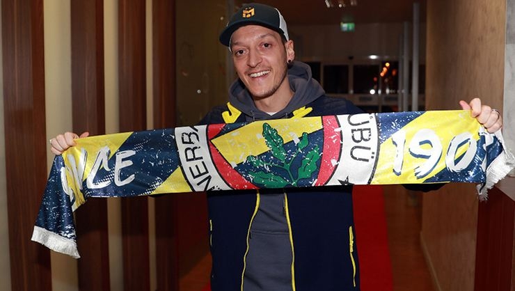 Mesut Özil krallar gibi imza atacak!