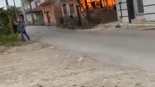 Metruk ev alev alev yandı