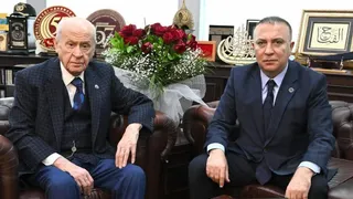 MHP'de üst düzey istifa