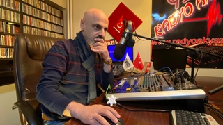 Mikrofon başında 27 yıl