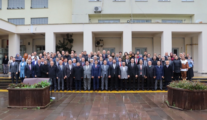 Milli Eğitim Müdürü Savaşçı personelle vedalaştı