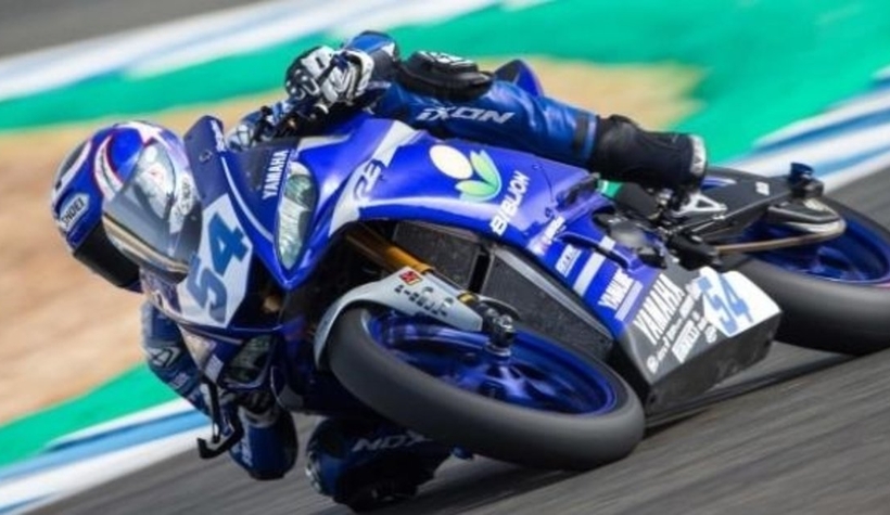 Milli motosikletçi Bahattin Sofuoğlu İspanya'da 3. oldu.