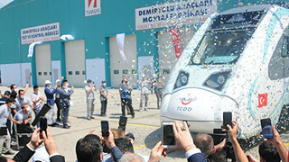 Milli trenin seri üretimi 2022'de başlıyor