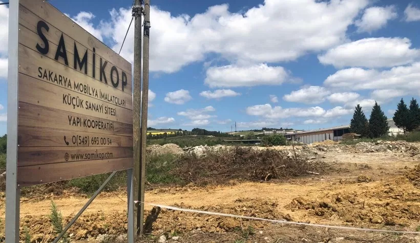 Mobilyacılar sanayi sitesinde ilk kepçe vuruldu