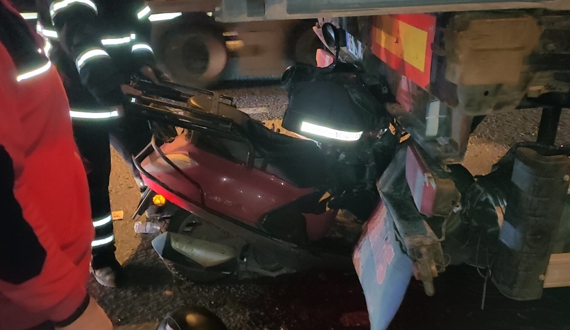 Motokurye feci şekilde öldü