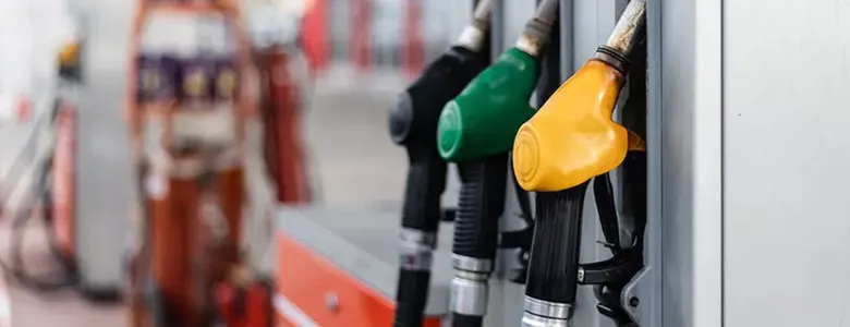 Motorine dev zam yolda