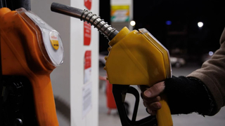 Motorine zam; Litresi 60 lirayı geçti