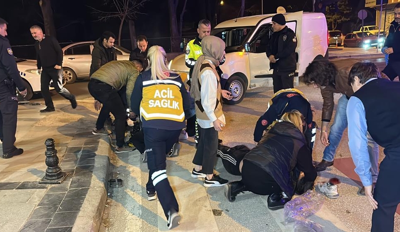 Motosiklet kamyonetle çarpıştı: 2 ağır yaralı