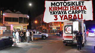 Motosiklet yaya çarptı: 3 yaralı