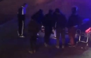 Motosikletli kurye ağır yaralandı