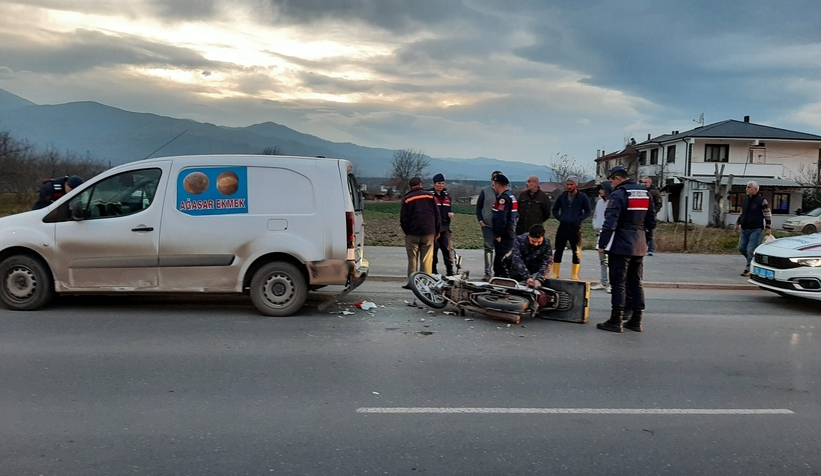 Motosikletli kurye ölümden döndü