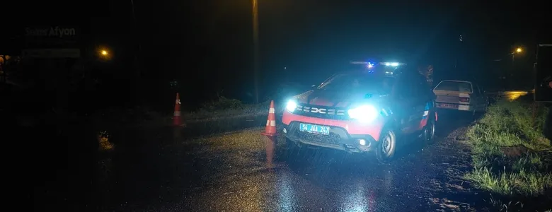 Mudurnu Deresi yükseldi; Çatalköprü'ye ulaşım D-100'den sağlanıyor