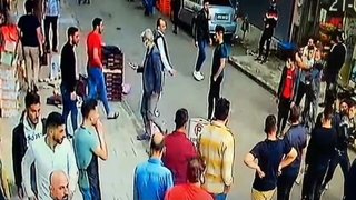 Mültecilerin kavgası kamerada