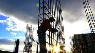 Müteahhitler isyanda