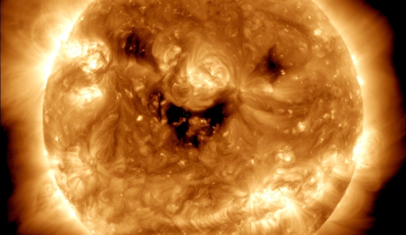 NASA'dan gülümseyen güneş paylaşımı