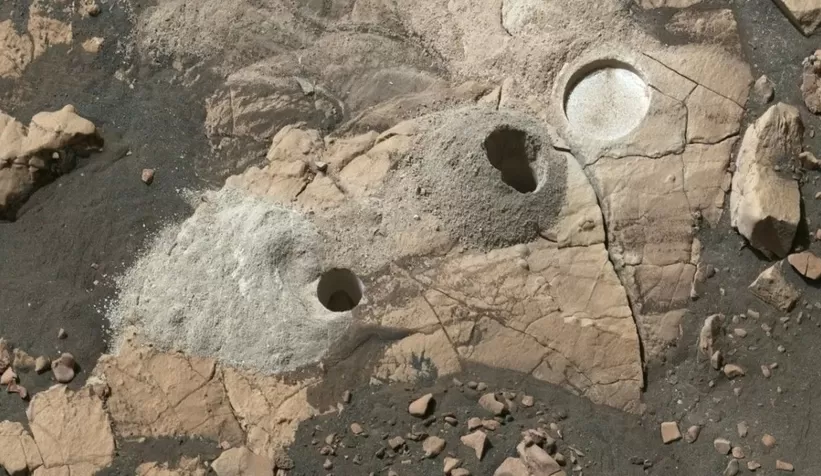 NASA, Mars'ta yaşama dair ipucu buldu