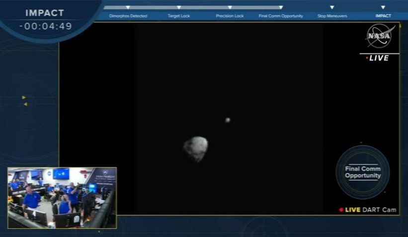 NASA'nın uzay aracı asteroit ile çarpıştı