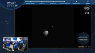 NASA'nın uzay aracı asteroit ile çarpıştı